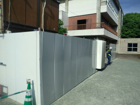 005.JPG